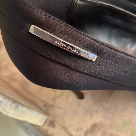 Stunning Karen Millen heels size 37.5 (7.5 US). EUC worn once. Retailed at $275 - Picture 4 of 4